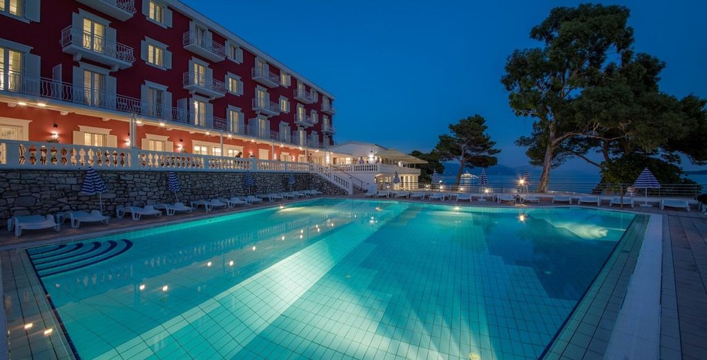Hotel Bellevue Orebic 4*