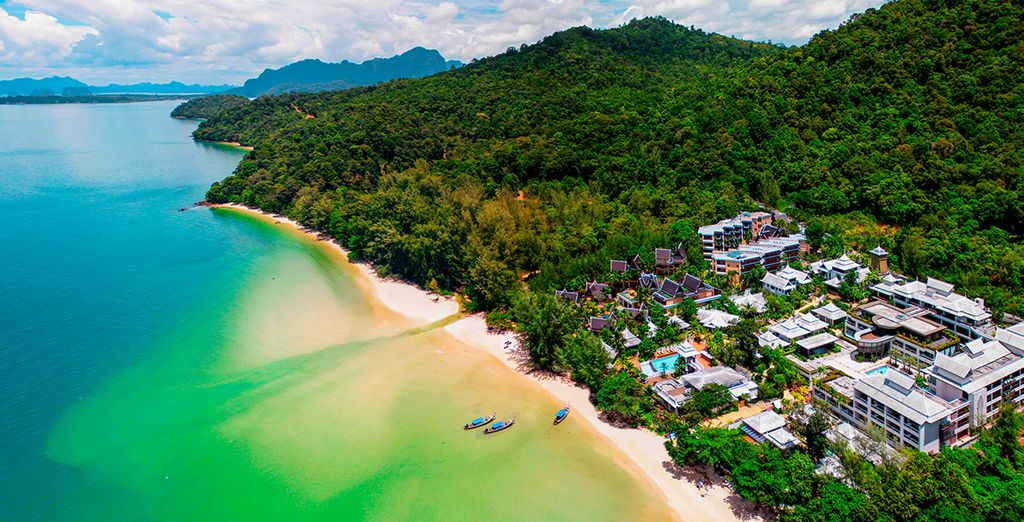 Chanalai Garden Resort 4*, Kata Beach & Anyavee Tubkaek Beach Resort 4*