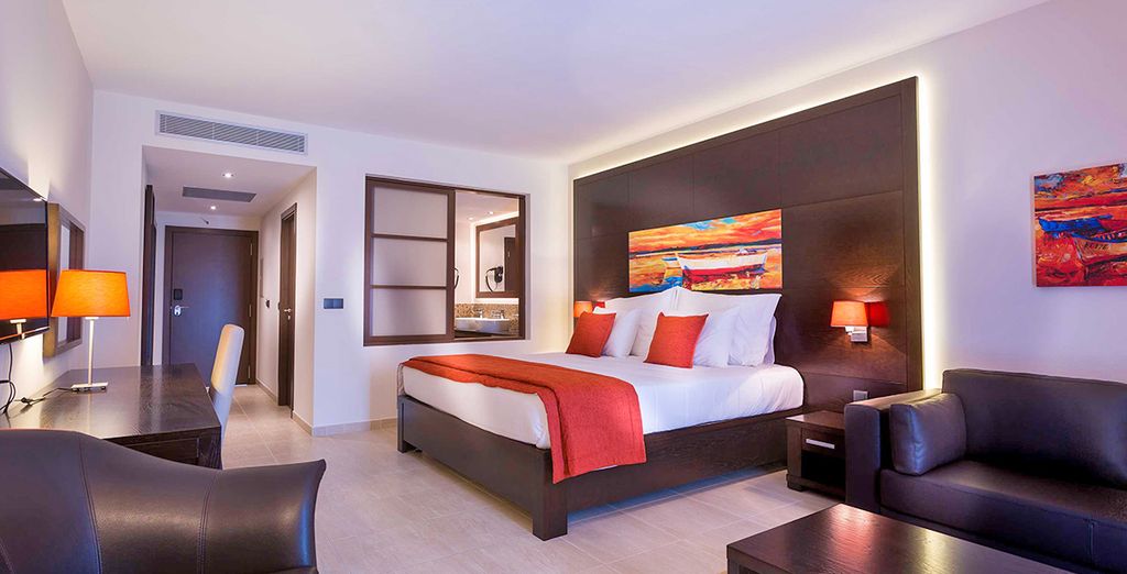 Hotel di lusso con tutti i comfort, camera doppia con vista sull'Oceano Atlantico.