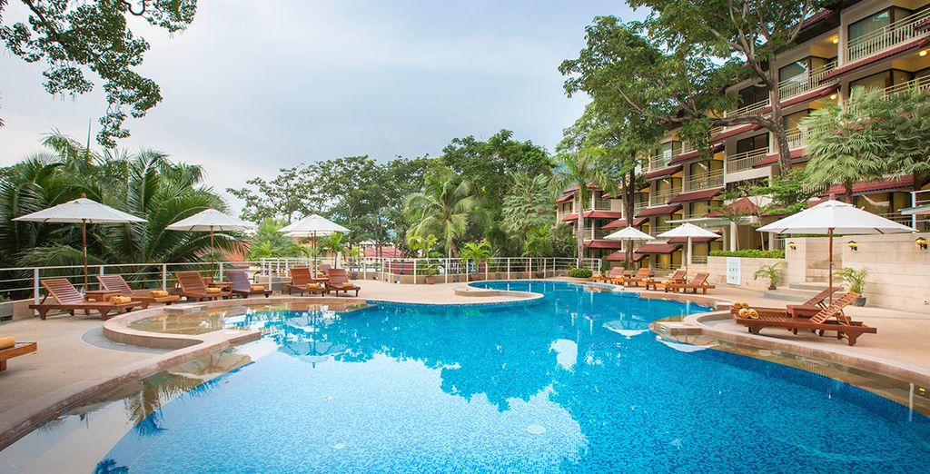 Tour Malesia + Chanalai Flora Resort Phuket