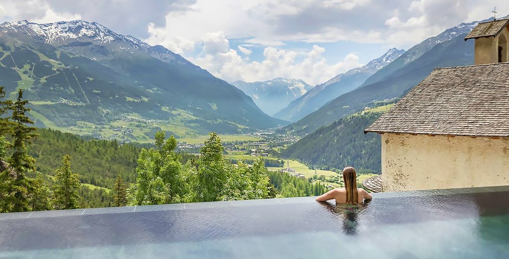 QC Terme Grand Hotel Bagni Nuovi 5* Voyage Privé : fino a -70% QC Terme Grand Hotel Bagni Nuovi 5* Voyage Privé : fino a -70%