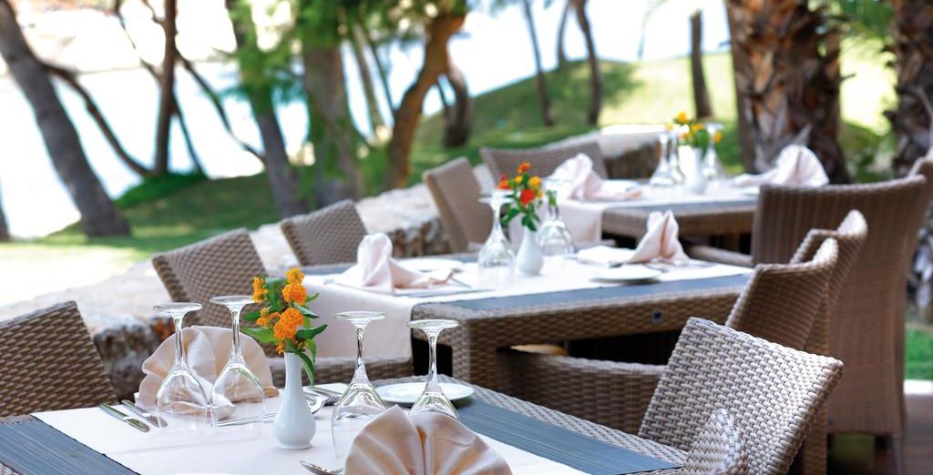Occidental Cala Viñas 4*