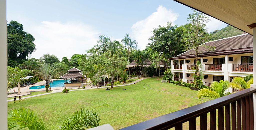 Krabi La Playa Resort 4* + The Leaf on the Sands Khao Lak 4*