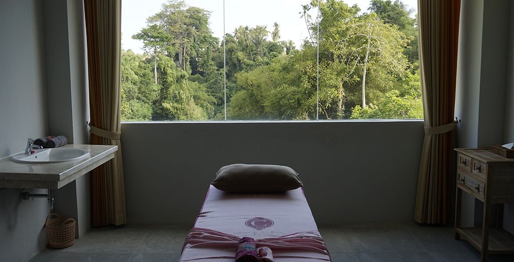 Sthala, a Tribute Portfolio Hotel, Ubud 5* + Vila Ombak Hotel Gili 4* + Kanvaz Village Resort Seminyak 5*