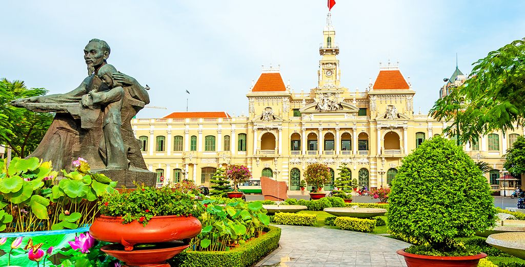 Tour privato del Vietnam + estensione mare a Mui Ne