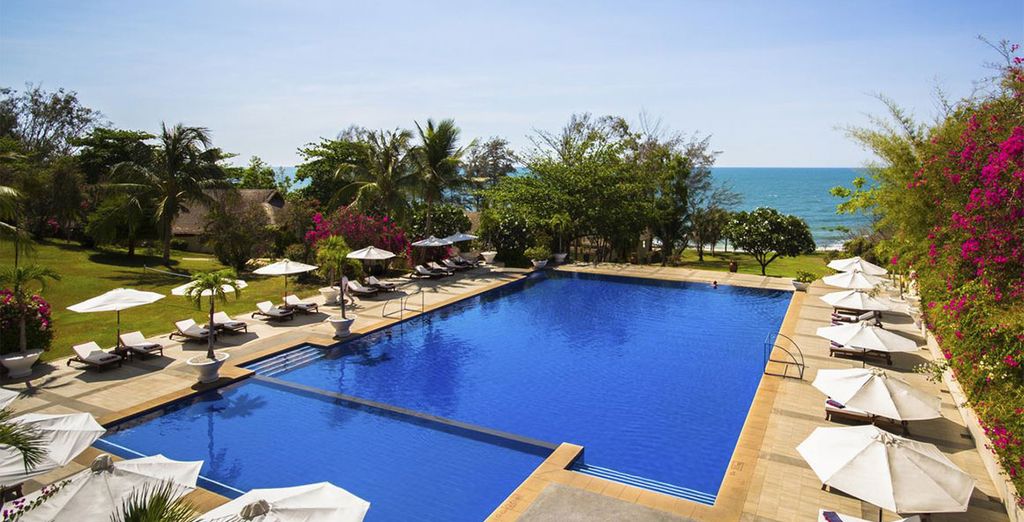 Tour privato del Vietnam + estensione mare a Mui Ne