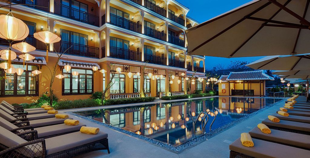 Tour privato del Vietnam + estensione mare a Mui Ne