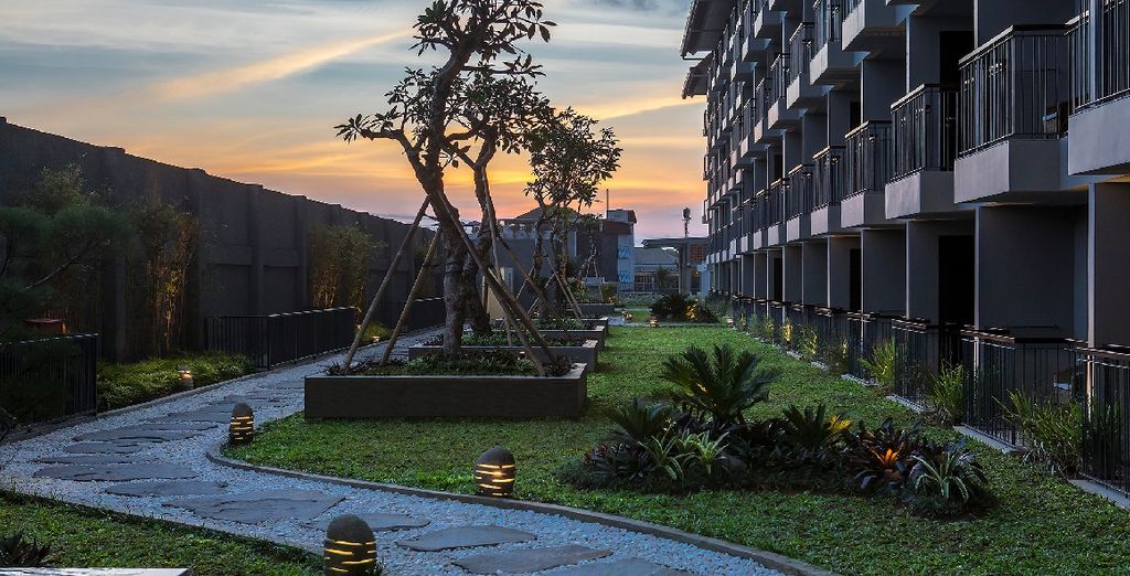 Best Western Premier Agung Resort Ubud 4* +  Wyndham Tamansari Jivva Resort Bali  5* + Eastin Ashta Resort Canggu 4*