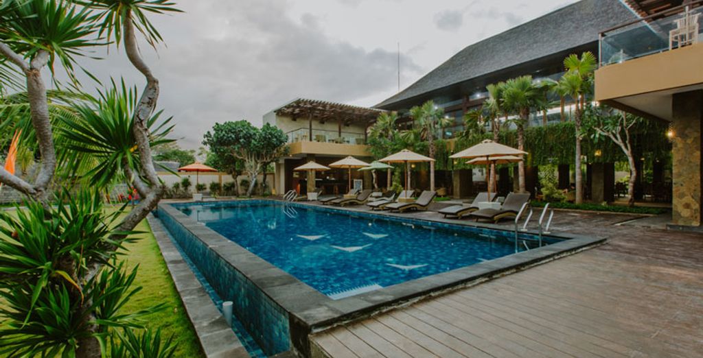 Sthala, a Tribute Portfolio Hotel 5* + Adiwana d'Nusa Beach Club and Resort 4* + Anema Wellness & Resort 5* + Mövenpick Resort & Spa 5*