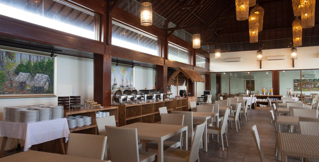 Sthala, a Tribute Portfolio Hotel 5* + Adiwana d'Nusa Beach Club and Resort 4* + Anema Wellness & Resort 5* + Mövenpick Resort & Spa 5*