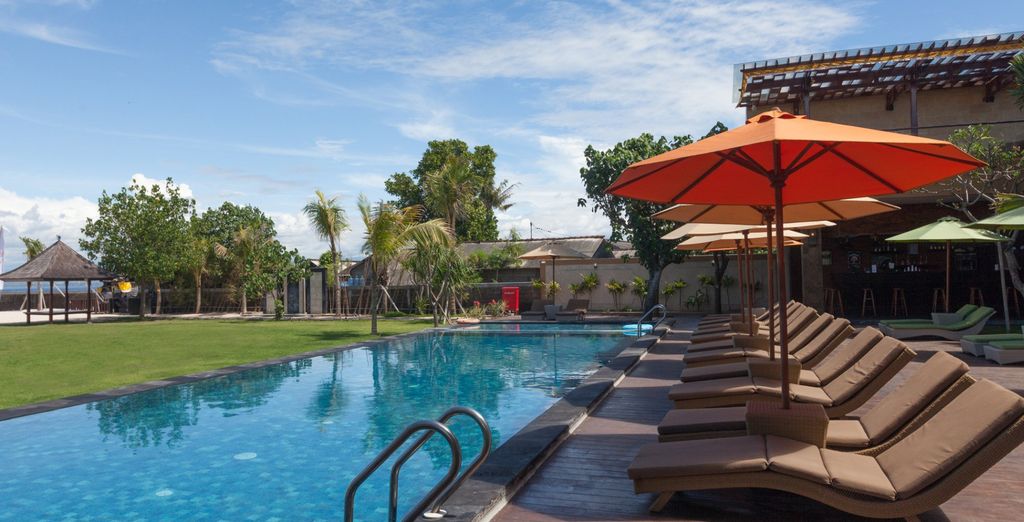 Sthala, a Tribute Portfolio Hotel 5* + Adiwana d'Nusa Beach Club and Resort 4* + Anema Wellness & Resort 5* + Mövenpick Resort & Spa 5*