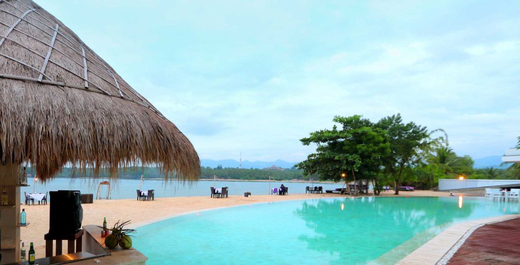 Sthala, a Tribute Portfolio Hotel 5* + Adiwana d'Nusa Beach Club and Resort 4* + Anema Wellness & Resort 5* + Mövenpick Resort & Spa 5*