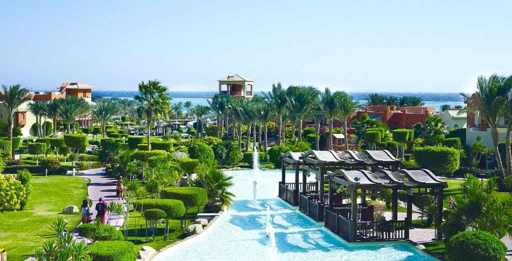 Ciao Club Coral Sea Holiday Resort 5*