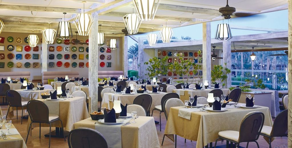 Ciao Club Coral Sea Holiday Resort 5*
