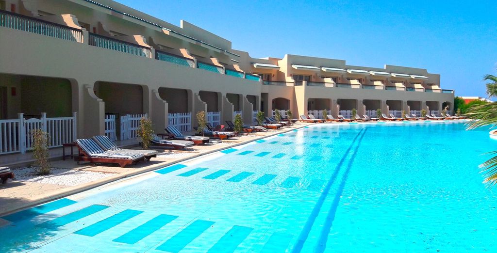 Ciao Club Coral Sea Holiday Resort 5*