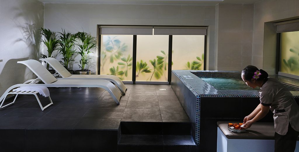 Ramada Hotel & Suites by Wyndham 4*