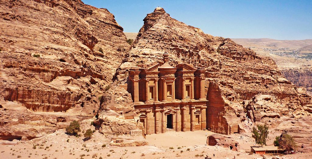 Le Piramidi & Petra