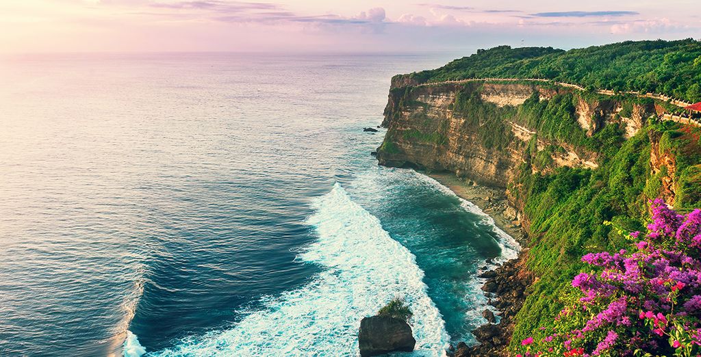 Adiwana Monkey Forest Ubud 4* + Radisson Blu Bali Uluwatu 5*