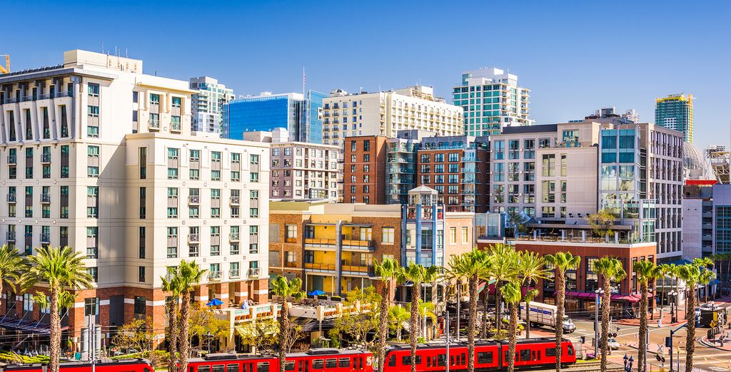 California in libertà con noleggio auto incluso