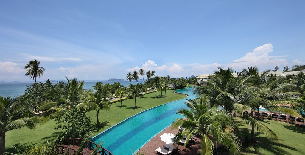 Chatrium Hotel Riverside Bangkok 5* & Sofitel Krabi Phokeethra Golf and Spa Resort 5*