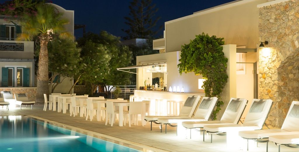 Speciale Ferragosto a Santorini - Artemis Hotel o Rose Bay Hotel