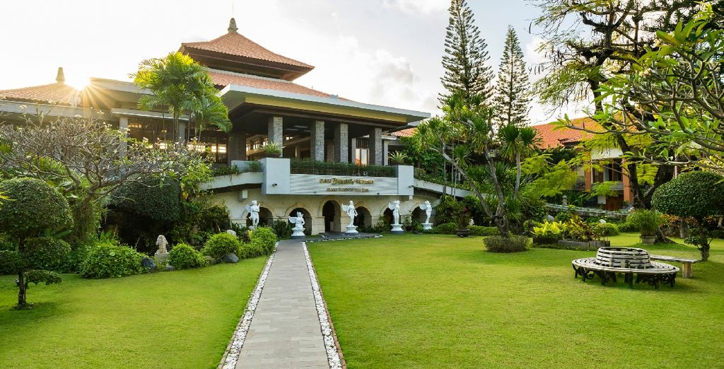 Best Western Premier Agung Resort Ubud 4* + Eastin Ashta Resort Canggu + Bali Dinasty Resort 4*