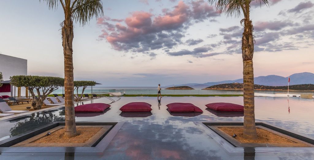 Minos Palace Hotel & Suites 5*