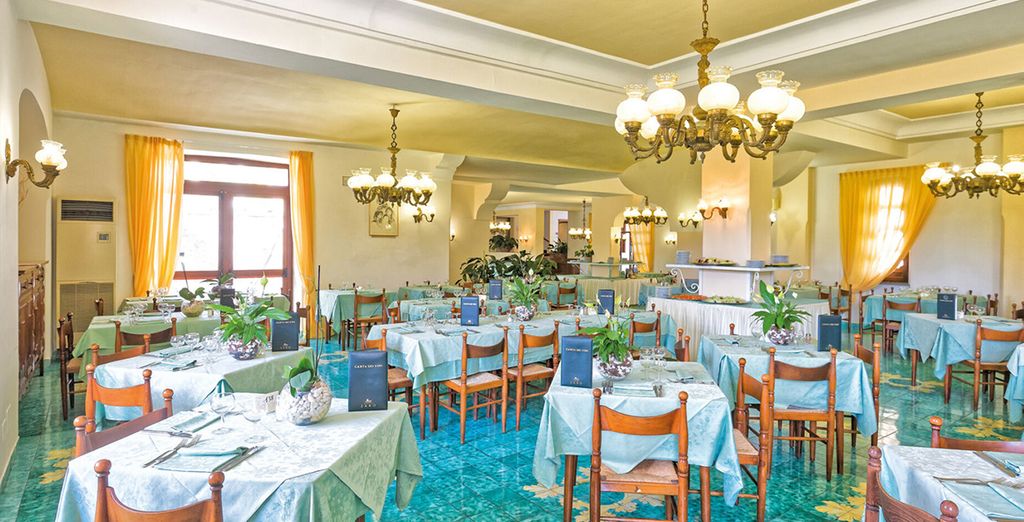 Hotel Zaro 4*