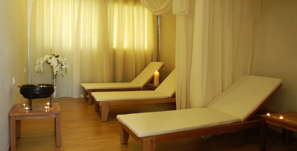Aquis Agios Gordios Beach 4*