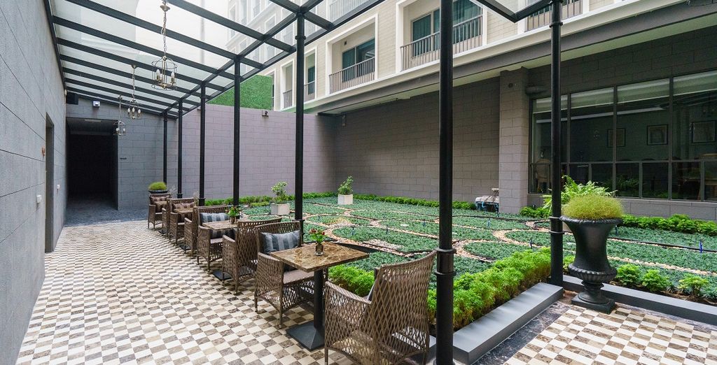 Well Hotel Bangkok Sukhumvit 20 4* + Mida Grande Resort Phuket 5*