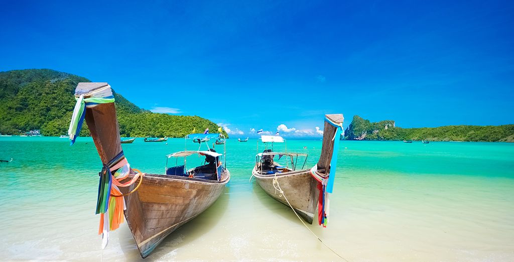 Sibsan Luxury Rimping 5* + The Quarter Ari 4* + Burasari Phuket 4*