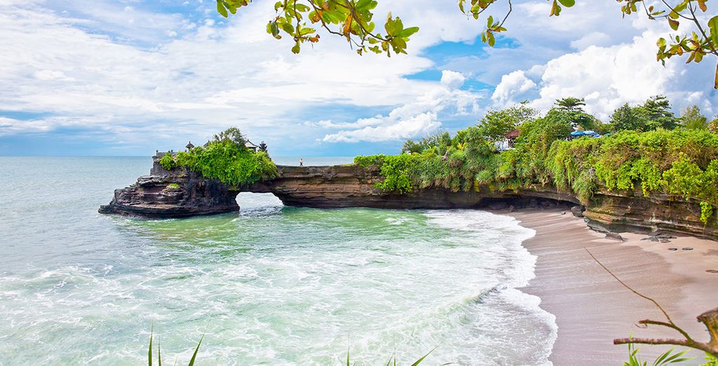 Adiwana Resort Jembawan 4* + Villa Kayu Raja 4* + Tanadewa Luxury Villas & Spa 4*