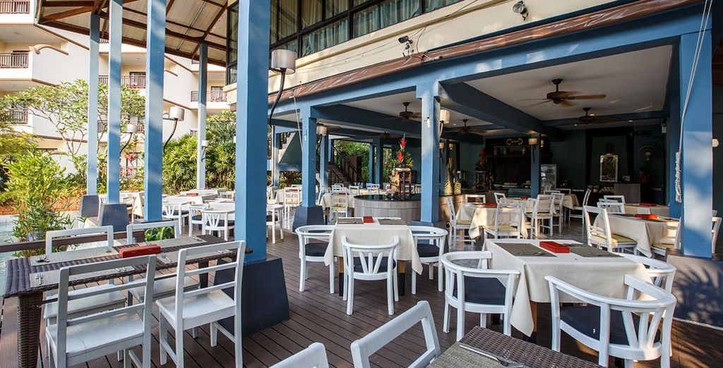GLOW Pratunam Bangkok 4* + Krabi La Playa Resort 4*