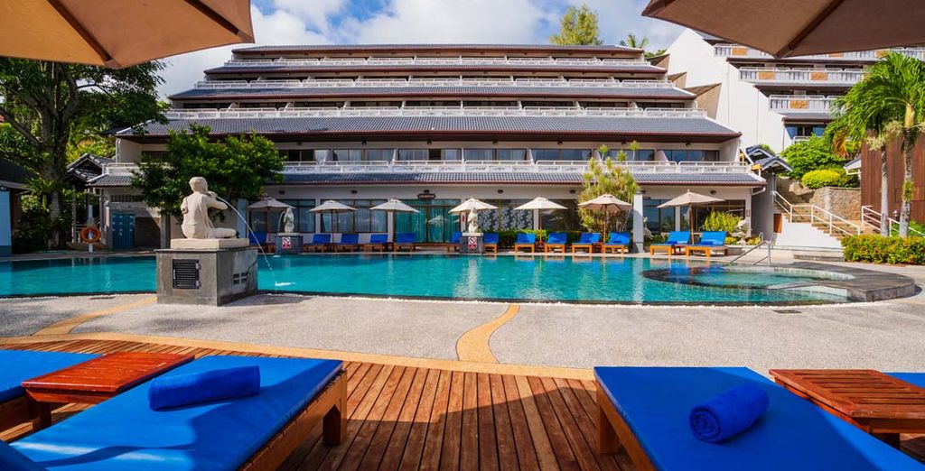 The Sukosol Hotel 5* + Deevana Krabi Resort 4* + Holiday Inn Resort Phi Phi Island 4* + Orchidacea Resort 4*