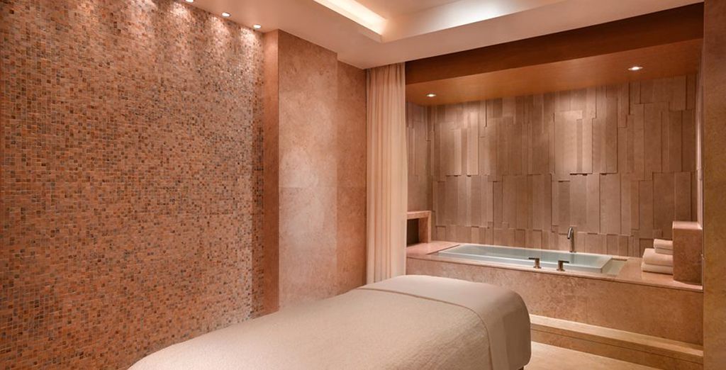 Cachet Resort Dewa Phuket 5* & Grand Hyatt Dubai 5* 