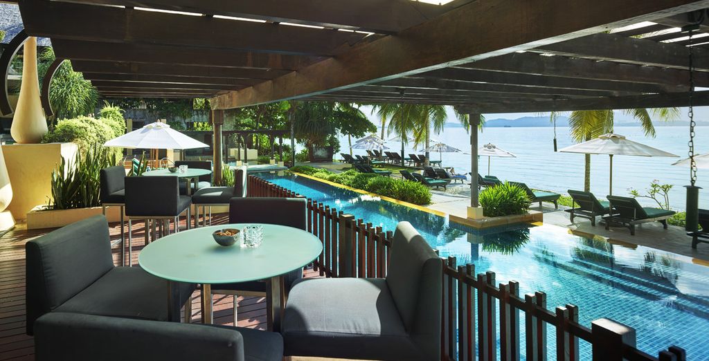 Hotel Stripes Kuala Lumpur 5* + Gaya Island Resort 5*