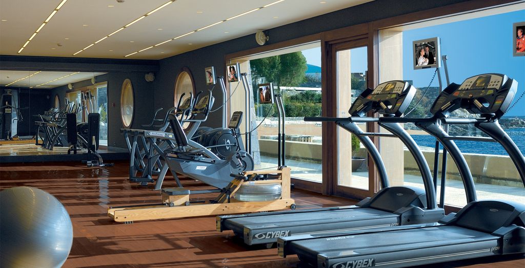 Grand Resort Lagonissi Athens 5*