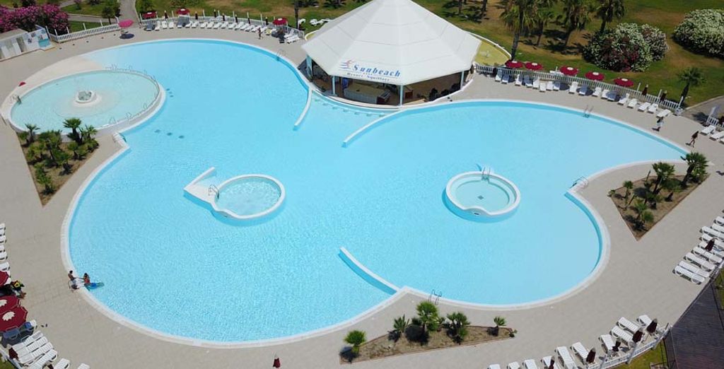 Club Esse Sunbeach 4*