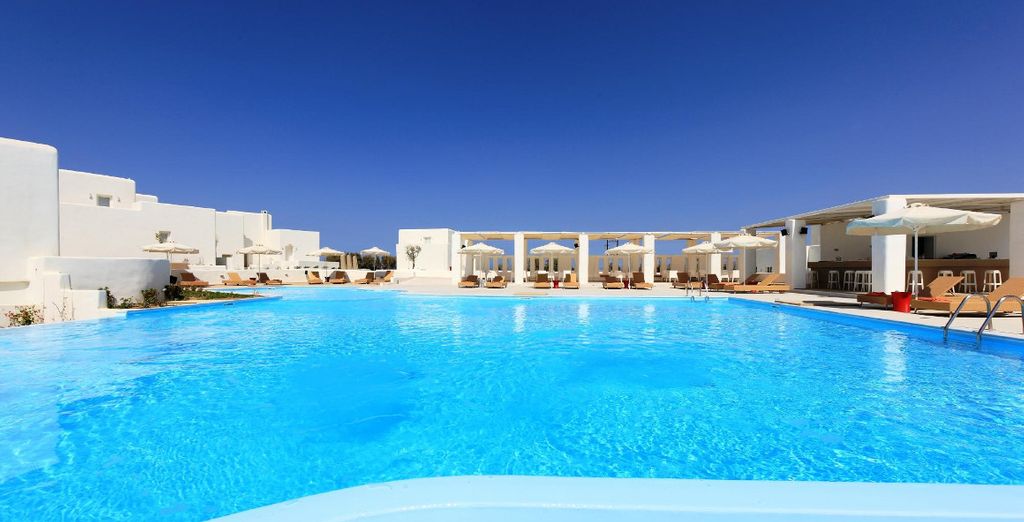Tour nelle Isole Cicladi: 7 o 10 notti da Atene a Mykonos, Paros, Santorini