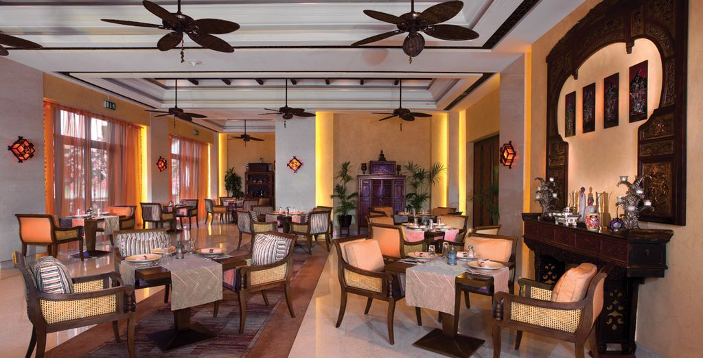 Shangri-La Hotel, Qaryat Al Beri 5*