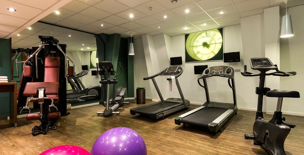 Crowne Plaza Parigi 4*