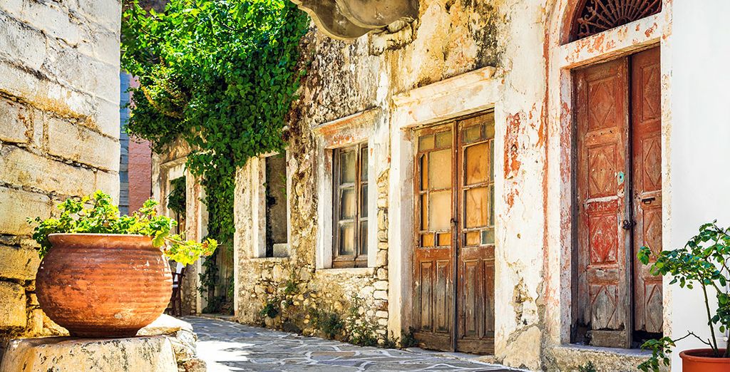Grecia romantica: Atene, Folegandros e Santorini