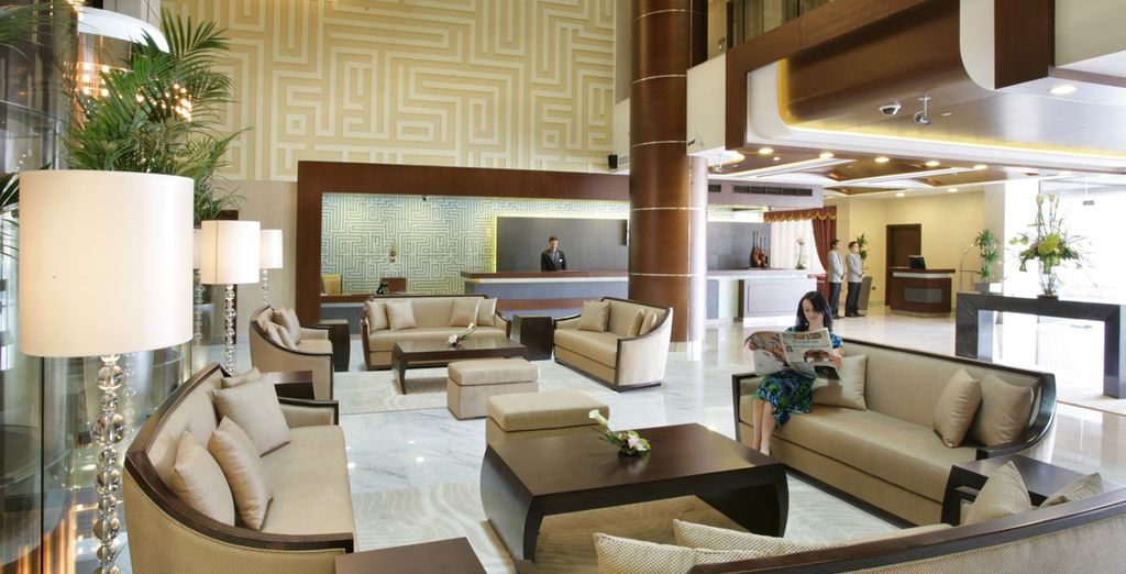 Hotel Auris Plaza Al Barsha 5* a Dubai + Hilton Labriz Resort & Spa 5* alle Seychelles