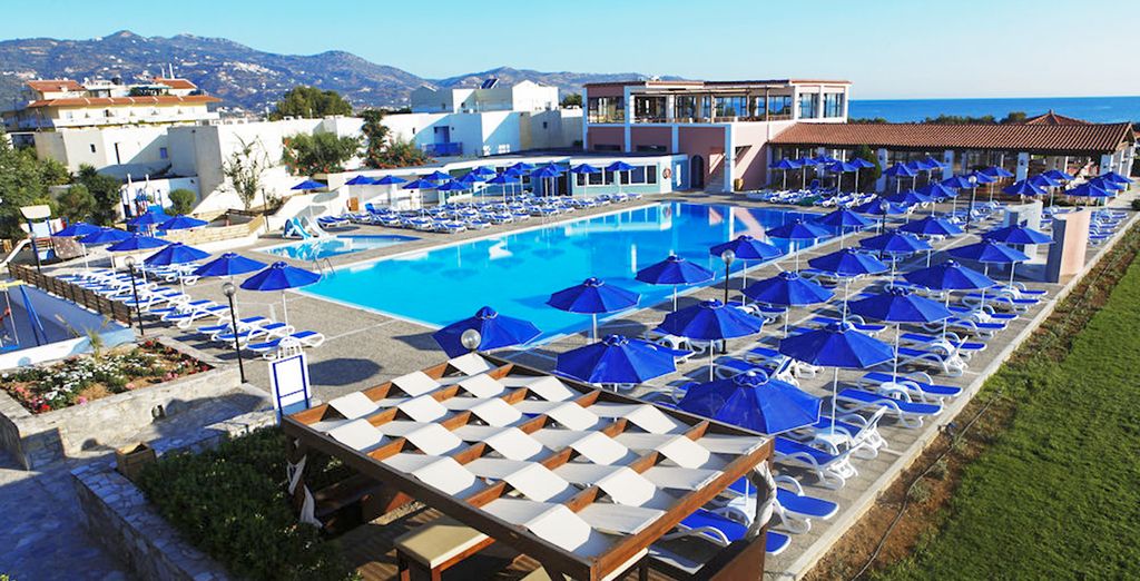 Dessole Dolphin Bay 4*