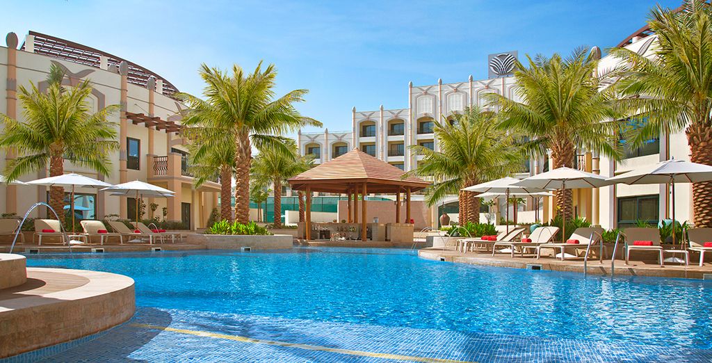 Jumeirah Etihad Towers 5* + Al Ain Rotana 5*