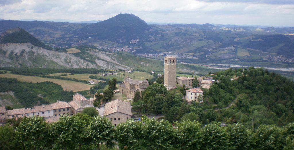 Trekking & Tartufo alla Gola del Furlo