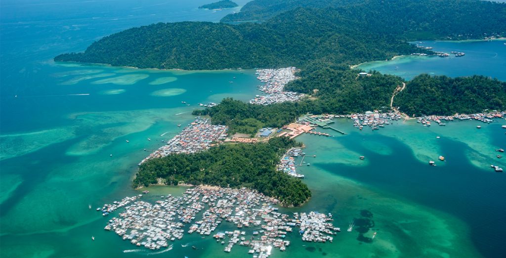 Hotel Stripes Kuala Lumpur 5* + Gaya Island Resort 5*