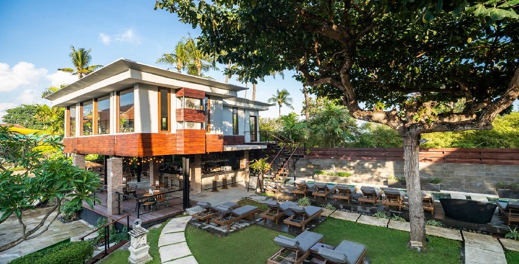 Best Western Premier Agung Resort Ubud 4* + Eastin Ashta Resort Canggu + Bali Dinasty Resort 4*
