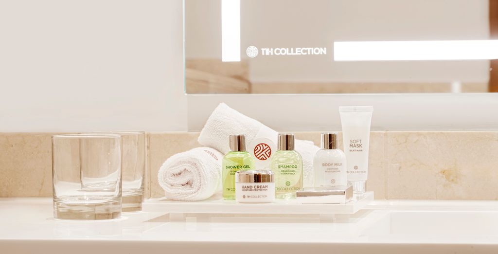 NH Collection Antwerp Centre 4*