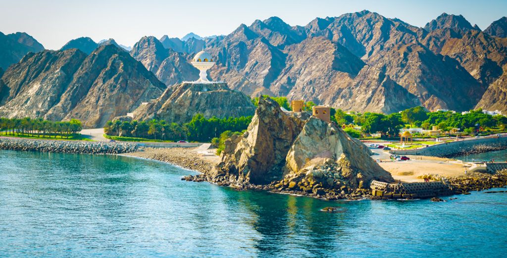 Grand Hyatt Muscat 5* con escursioni incluse